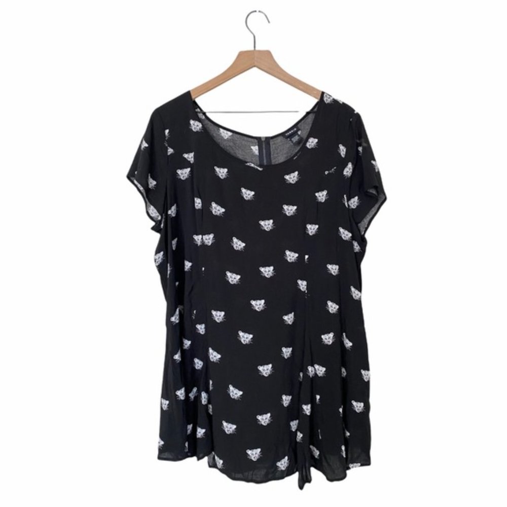 Torrid Women’s Jaguar cat blouse black 1X
